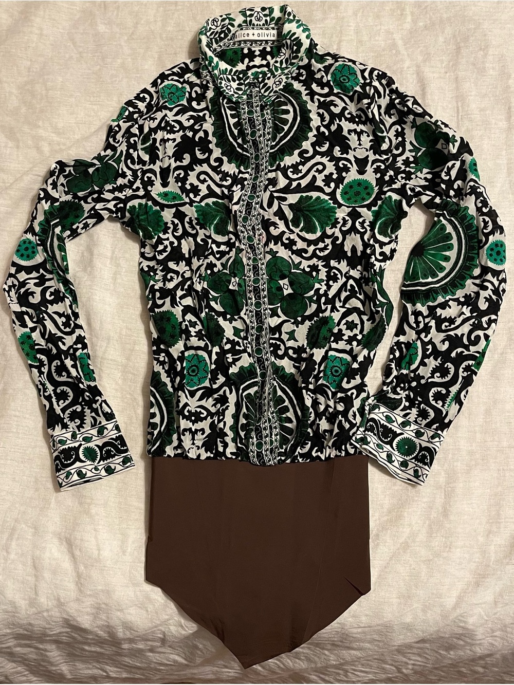 Alice + Olivia White & Green Floral XS Button-Front Bodysuit